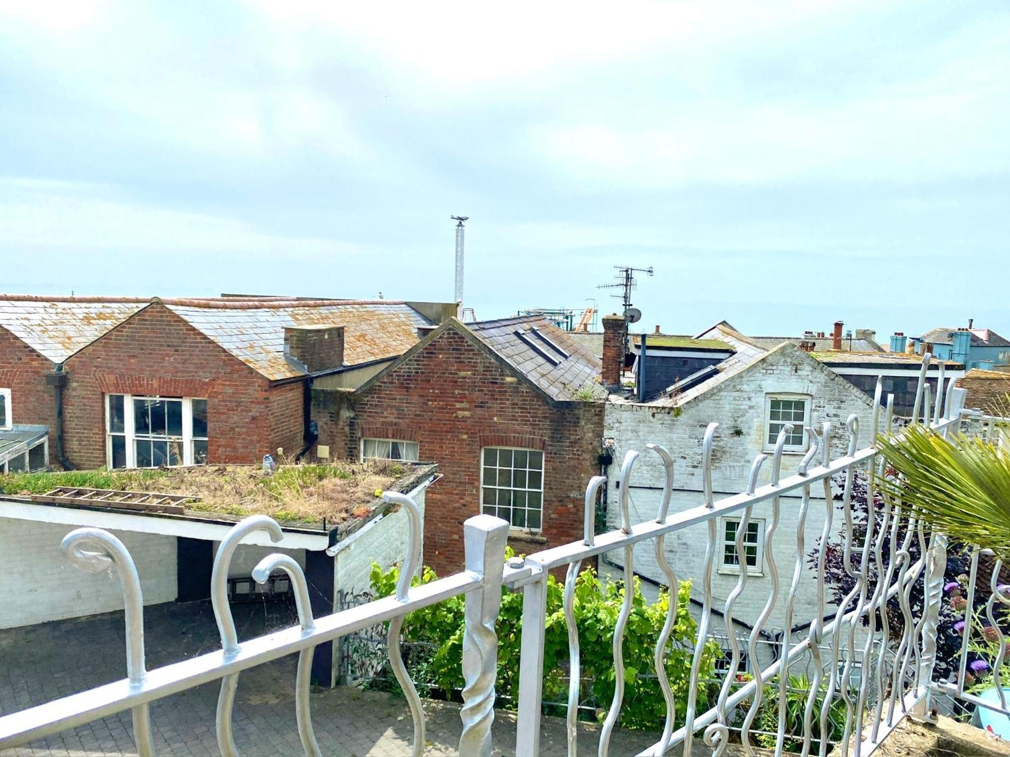 The Retro Retreat With Free Parking Apartment Hastings Luaran gambar