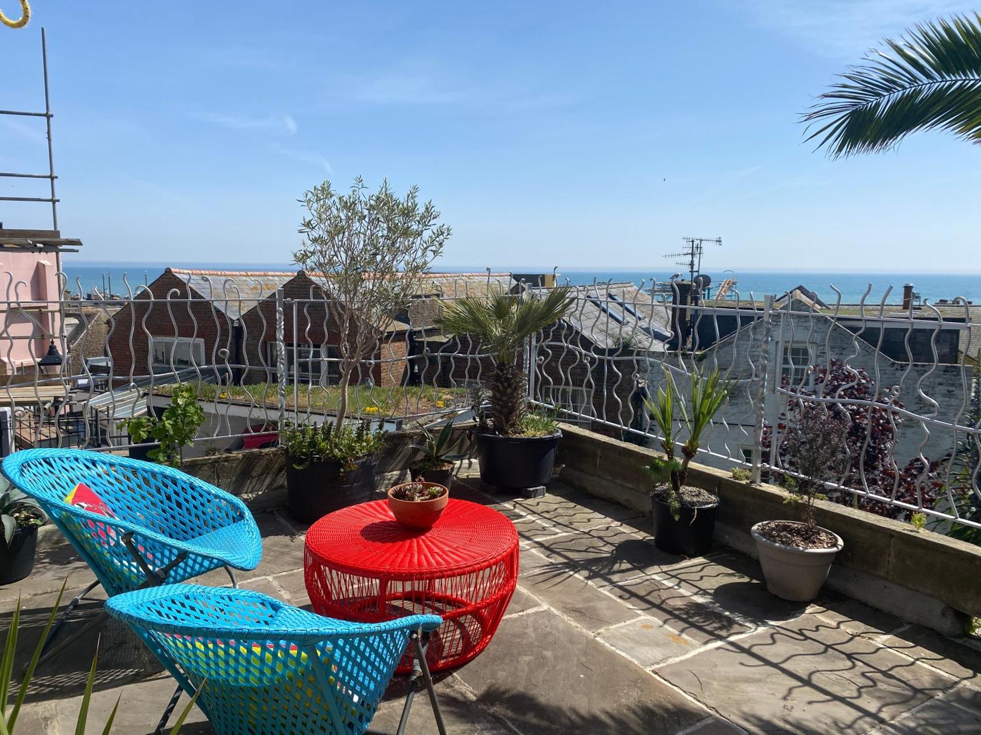 The Retro Retreat With Free Parking Apartment Hastings Luaran gambar